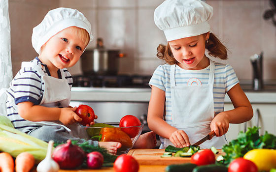 cuisiner-enfants-relache-bs012497-560x370-1-560x350