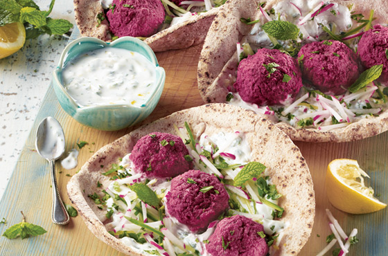Beet falafel sandwiches – Rachelle Béry