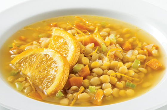 Split pea and orange soup – Rachelle Béry