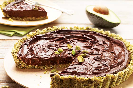 Tarte aux pistaches, à l’avocat et au chocolat
