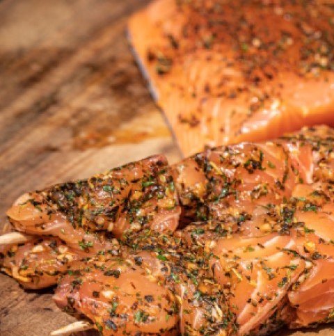 Cooking on the BBQ is no longer limited to hot-dogs and hamburgers. In fact, chefs are constantly coming up with new ways to use the BBQ: to smoke large cuts of meat (brisket) or fish, bake pizza, and even desserts!