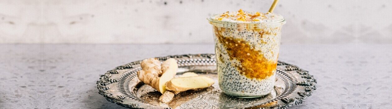 Pouding de chia protéiné, marmelade et gingembre