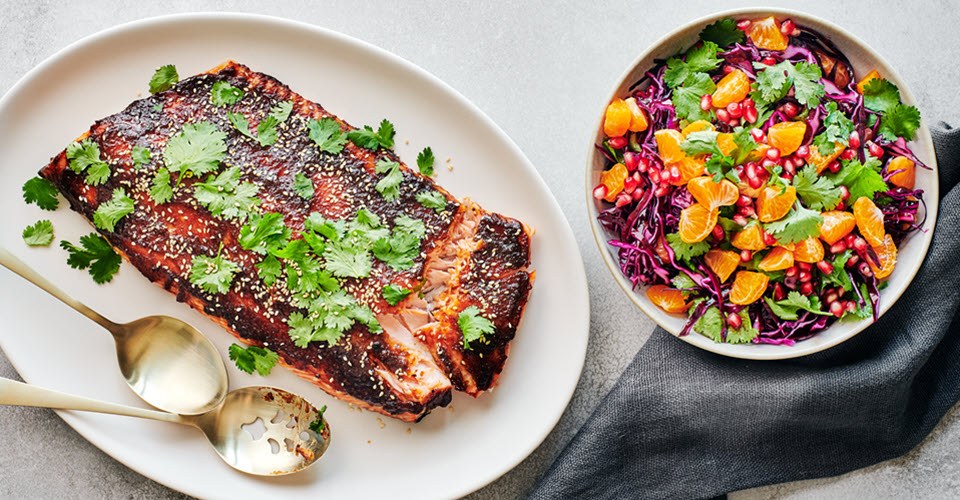 Miso-glazed salmon with red cabbage and clementine salad – Rachelle Béry
