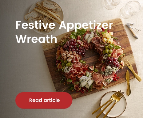 Festive appetizer wreath